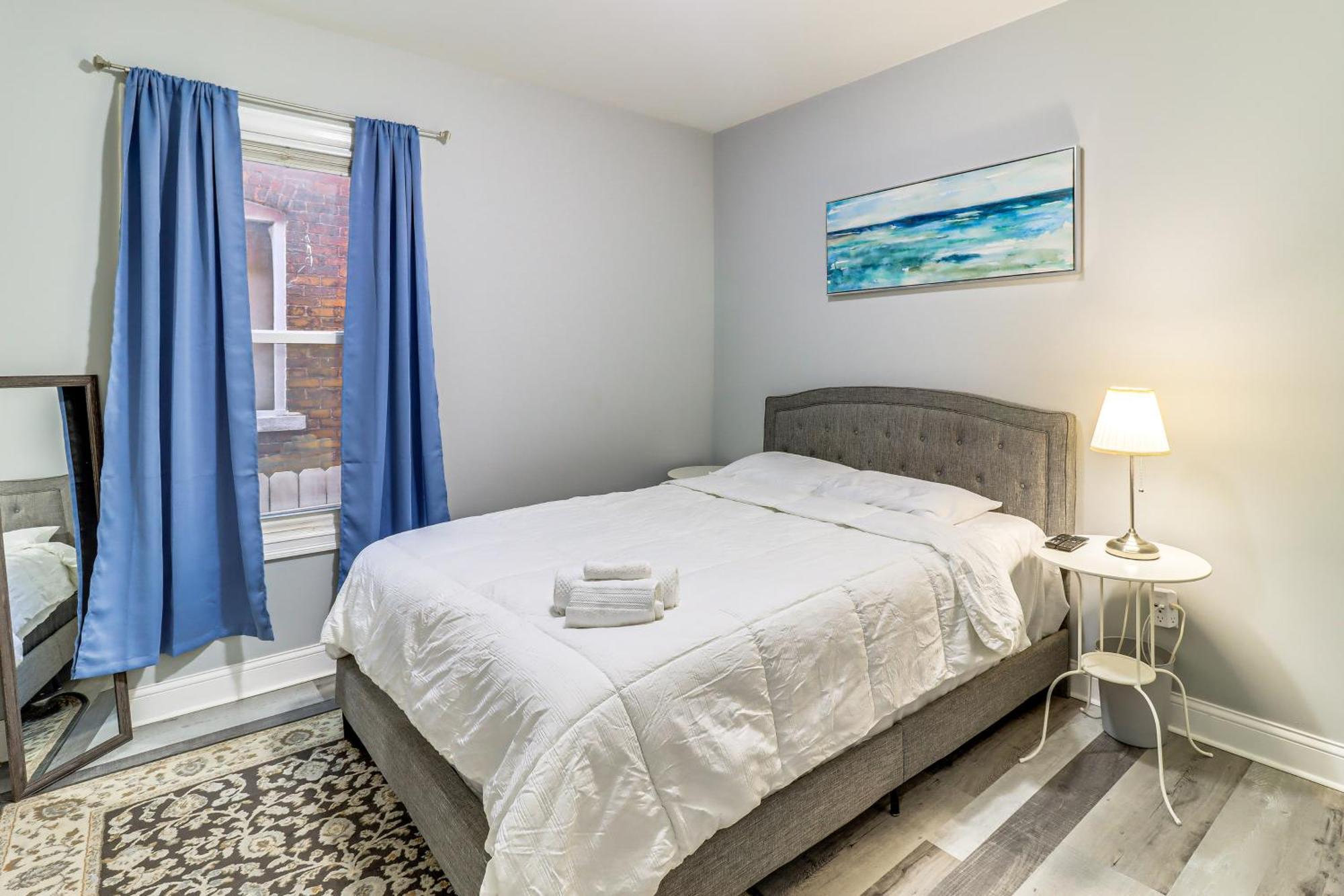 4 Mi To Dtwn Townhome Near North End Holiday home
