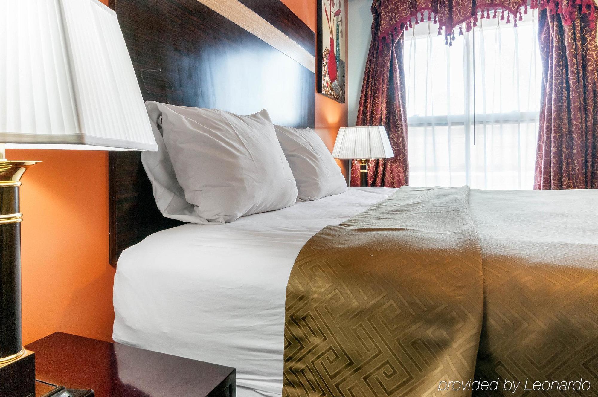 Hotel Rodeway & Inkster